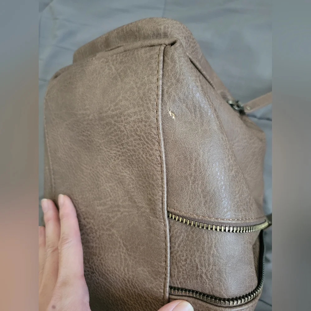 ✨️HP✨️MMS Design Studio | Women's Brown Vegan Leather Backpack (OS) - Picture 14 of 15